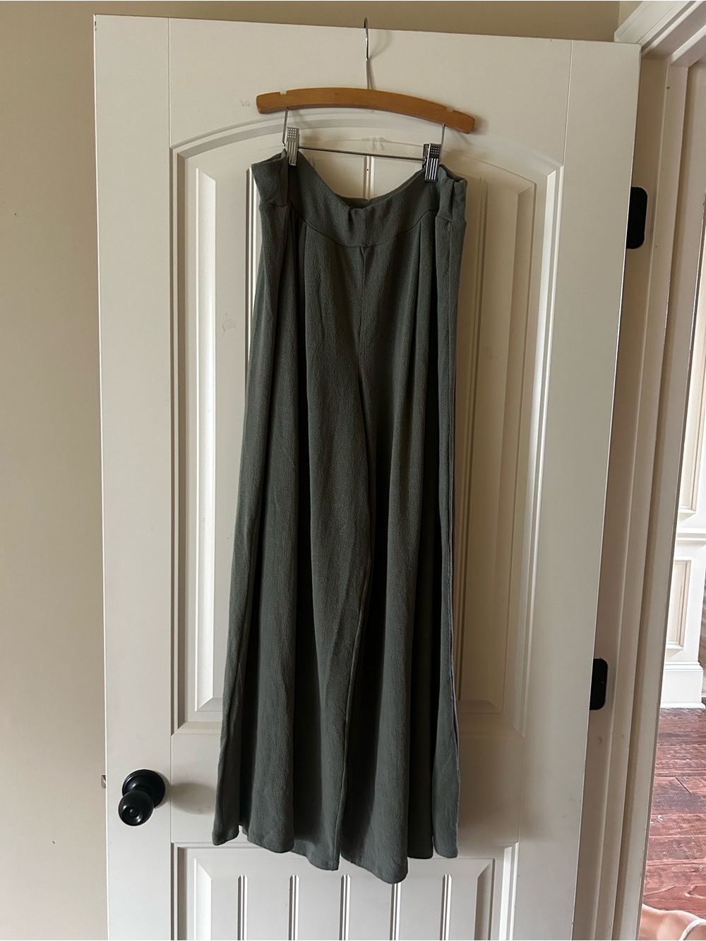Ces Femme Olive Green Wide-Leg Palazzo Pants